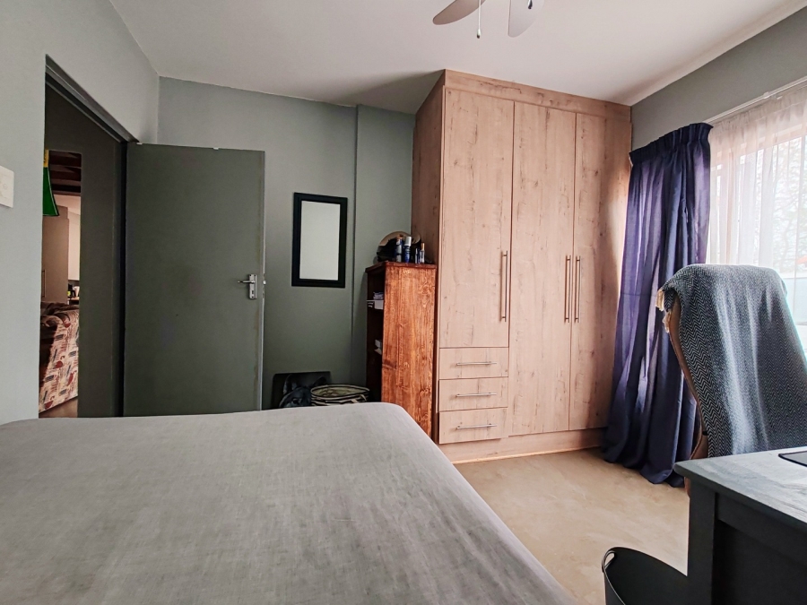 3 Bedroom Property for Sale in Mooivallei Park North West